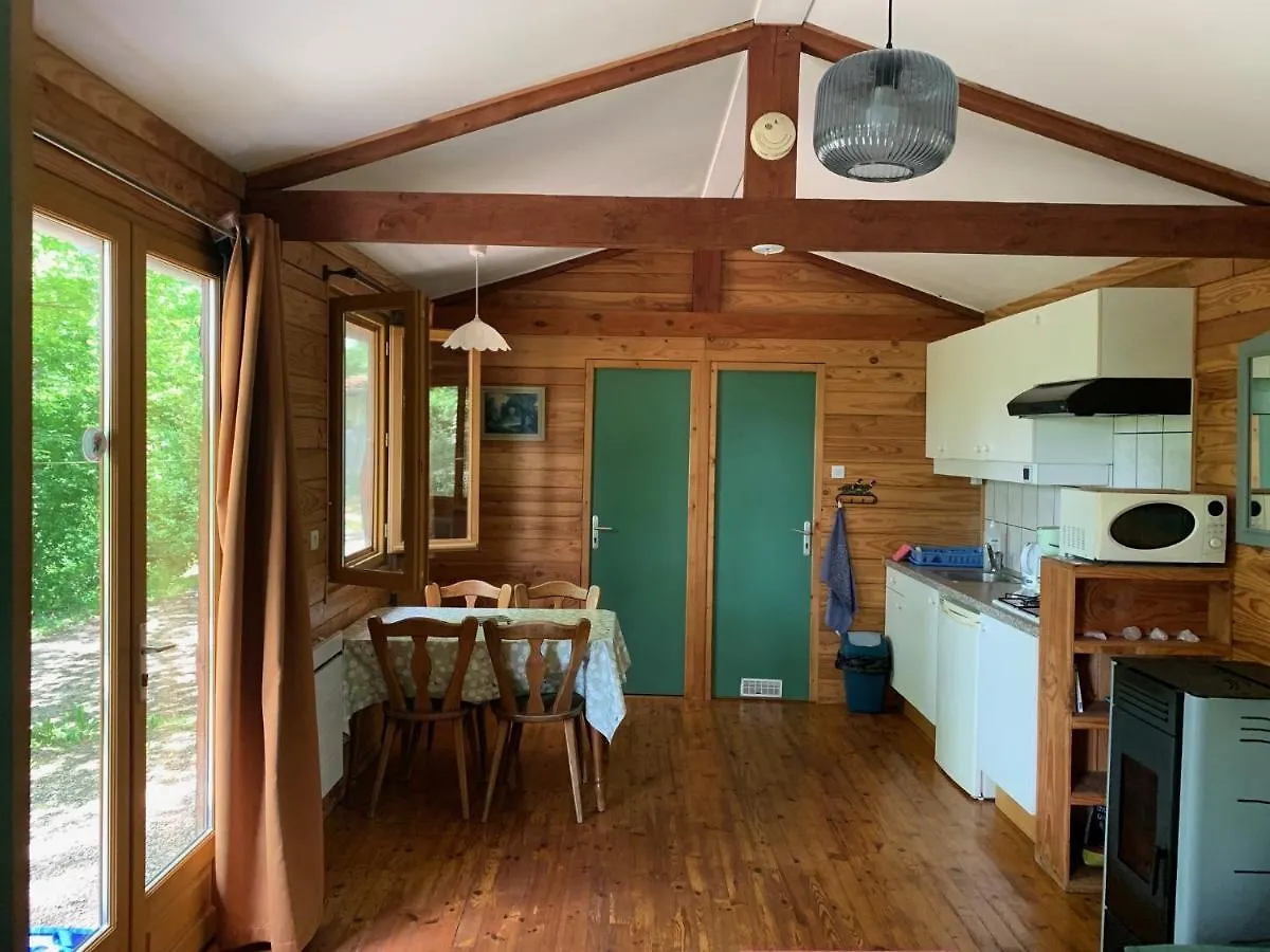 Chalets & Camping Villa Mayari Escosse 3*,