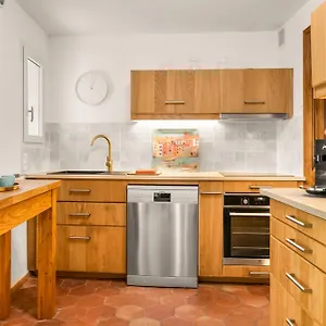 new-villa-magdelein.fr-provencehotel.com/